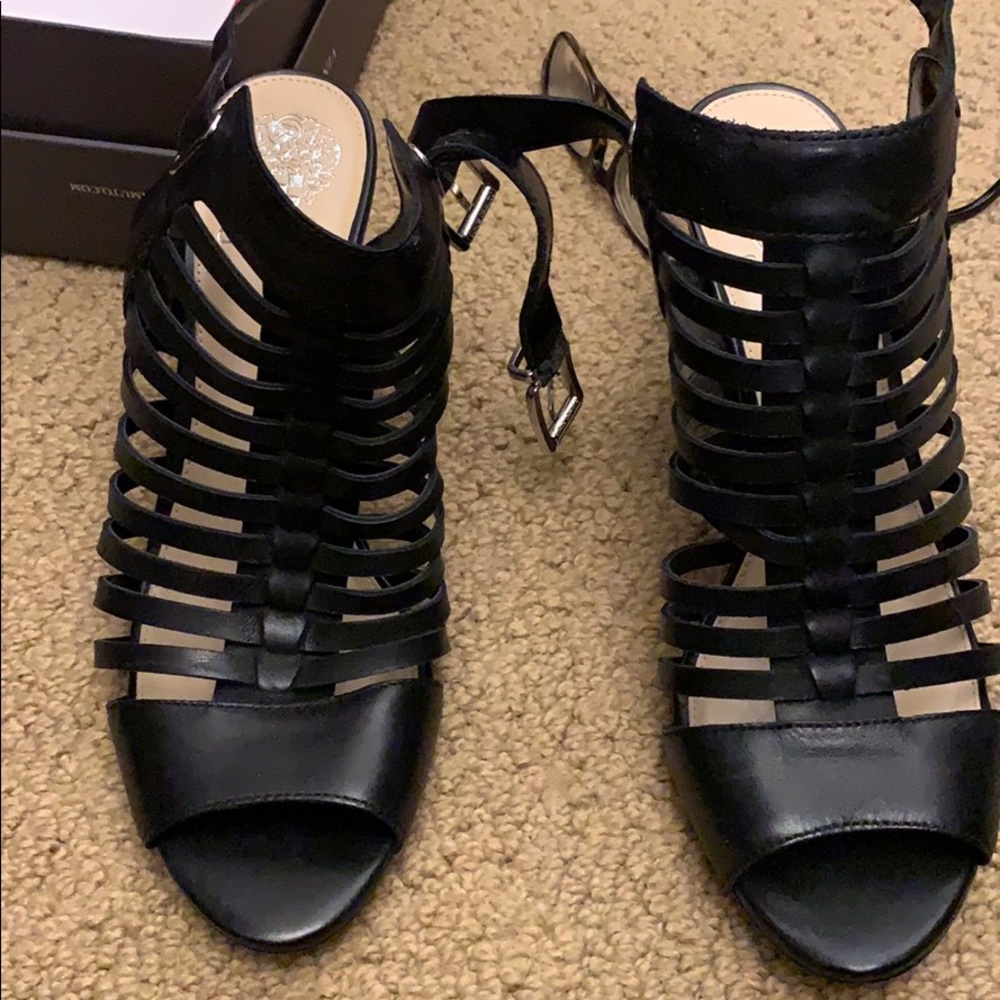 Black heel sandals